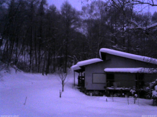 長野県菅平高原 ゆたか山荘 西側(坂上) 2026/01/28 06:30