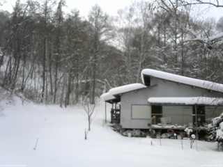 長野県菅平高原 ゆたか山荘 西側(坂上) 2026/01/28 13:30