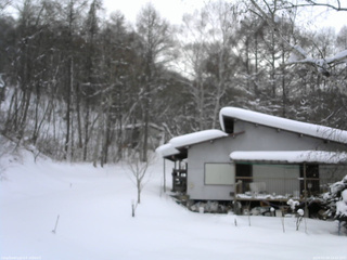 長野県菅平高原 ゆたか山荘 西側(坂上) 2026/01/28 14:45