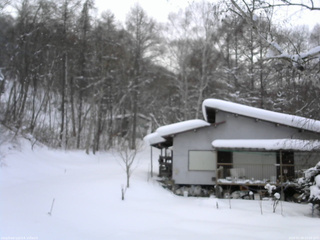 長野県菅平高原 ゆたか山荘 西側(坂上) 2026/01/28 15:00