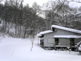 長野県菅平高原 ゆたか山荘 西側(坂上) 2026/01/28 15:30