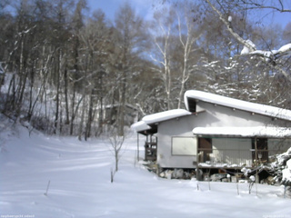 長野県菅平高原 ゆたか山荘 西側(坂上) 2026/01/29 10:00