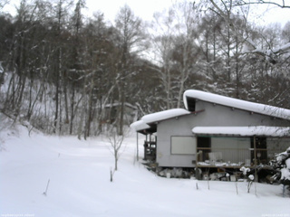 長野県菅平高原 ゆたか山荘 西側(坂上) 2026/01/29 14:00