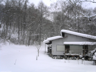 長野県菅平高原 ゆたか山荘 西側(坂上) 2026/01/29 16:15