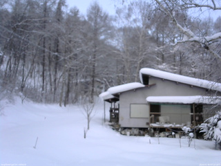 長野県菅平高原 ゆたか山荘 西側(坂上) 2026/01/30 07:15