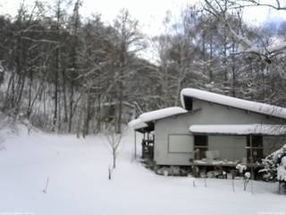 長野県菅平高原 ゆたか山荘 西側(坂上) 2026/01/30 15:00