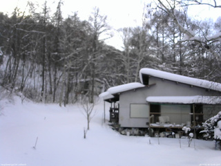 長野県菅平高原 ゆたか山荘 西側(坂上) 2026/01/30 15:45