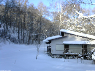 長野県菅平高原 ゆたか山荘 西側(坂上) 2026/01/31 08:00