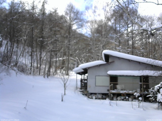 長野県菅平高原 ゆたか山荘 西側(坂上) 2026/01/31 13:00