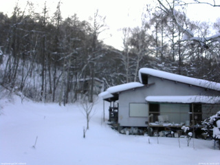 長野県菅平高原 ゆたか山荘 西側(坂上) 2026/01/31 16:00