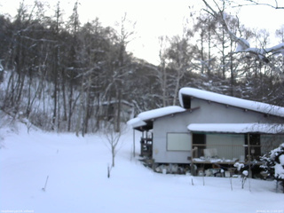長野県菅平高原 ゆたか山荘 西側(坂上) 2026/01/31 17:00