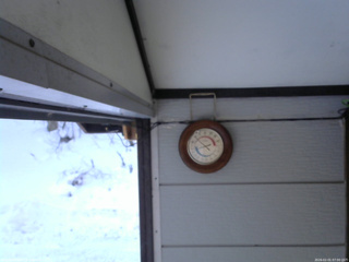 長野県菅平高原 ゆたか山荘 温度計 2026/02/01 07:00