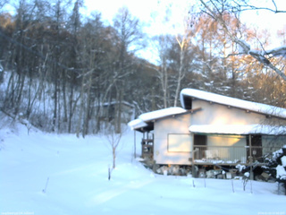 長野県菅平高原 ゆたか山荘 西側(坂上) 2026/02/02 07:00