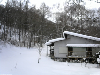 長野県菅平高原 ゆたか山荘 西側(坂上) 2026/02/02 13:30