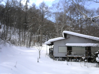長野県菅平高原 ゆたか山荘 西側(坂上) 2026/02/02 13:45