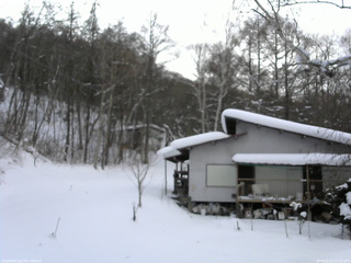 長野県菅平高原 ゆたか山荘 西側(坂上) 2026/02/02 15:15