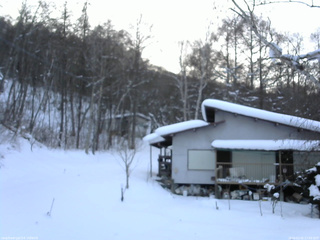 長野県菅平高原 ゆたか山荘 西側(坂上) 2026/02/02 17:00