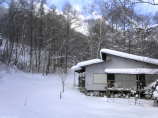 長野県菅平高原 ゆたか山荘 西側(坂上) 2026/02/03 10:30