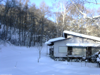 長野県菅平高原 ゆたか山荘 西側(坂上) 2026/02/04 07:45