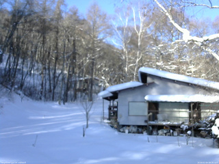 長野県菅平高原 ゆたか山荘 西側(坂上) 2026/02/04 08:30