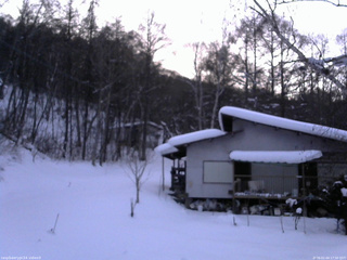長野県菅平高原 ゆたか山荘 西側(坂上) 2026/02/04 17:30