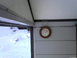 長野県菅平高原 ゆたか山荘 温度計 2026/02/04 08:00