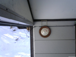 長野県菅平高原 ゆたか山荘 温度計 2026/02/04 09:00