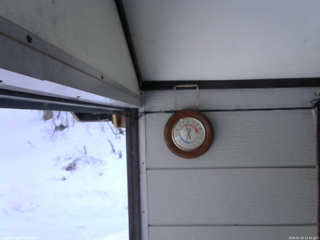 長野県菅平高原 ゆたか山荘 温度計 2026/02/04 13:45