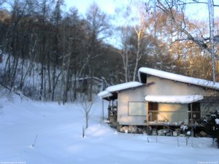 長野県菅平高原 ゆたか山荘 西側(坂上) 2026/02/05 07:00