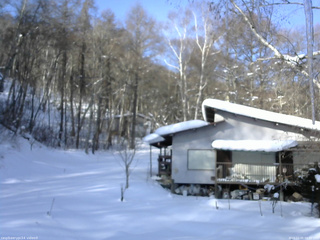 長野県菅平高原 ゆたか山荘 西側(坂上) 2026/02/05 09:00