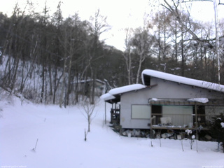 長野県菅平高原 ゆたか山荘 西側(坂上) 2026/02/05 15:15
