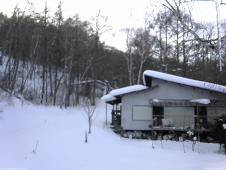 長野県菅平高原 ゆたか山荘 西側(坂上) 2026/02/05 15:30