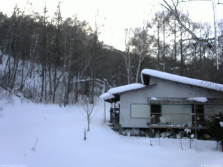 長野県菅平高原 ゆたか山荘 西側(坂上) 2026/02/05 16:30