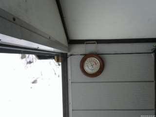 長野県菅平高原 ゆたか山荘 温度計 2026/02/05 15:45