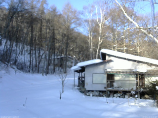 長野県菅平高原 ゆたか山荘 西側(坂上) 2026/02/06 08:00