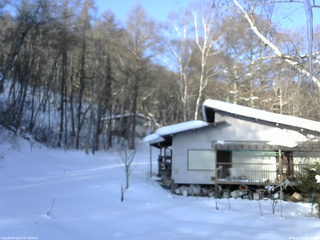 長野県菅平高原 ゆたか山荘 西側(坂上) 2026/02/06 08:15