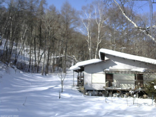 長野県菅平高原 ゆたか山荘 西側(坂上) 2026/02/06 10:00