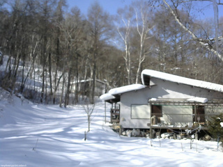 長野県菅平高原 ゆたか山荘 西側(坂上) 2026/02/06 10:15