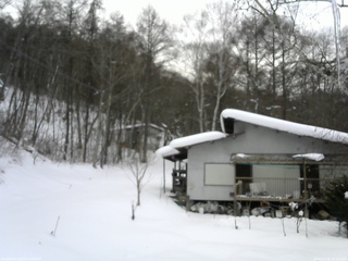 長野県菅平高原 ゆたか山荘 西側(坂上) 2026/02/06 16:15