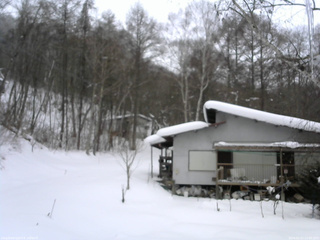 長野県菅平高原 ゆたか山荘 西側(坂上) 2026/02/07 11:00