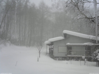 長野県菅平高原 ゆたか山荘 西側(坂上) 2026/02/08 14:30
