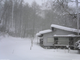 長野県菅平高原 ゆたか山荘 西側(坂上) 2026/02/08 15:00