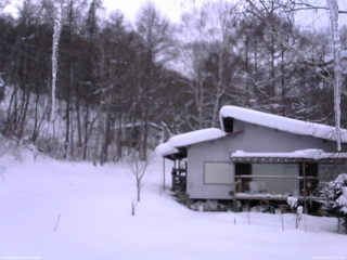長野県菅平高原 ゆたか山荘 西側(坂上) 2026/02/08 17:15