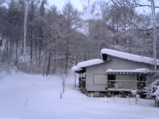 長野県菅平高原 ゆたか山荘 西側(坂上) 2026/02/09 06:45