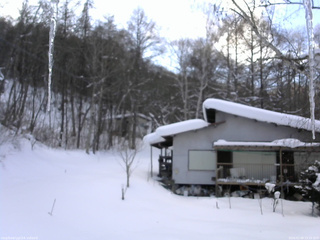 長野県菅平高原 ゆたか山荘 西側(坂上) 2026/02/09 15:15