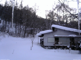 長野県菅平高原 ゆたか山荘 西側(坂上) 2026/02/09 17:30