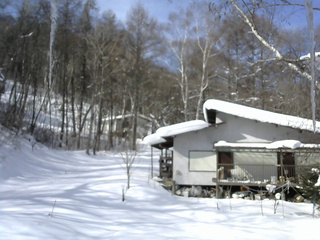 長野県菅平高原 ゆたか山荘 西側(坂上) 2026/02/10 10:30