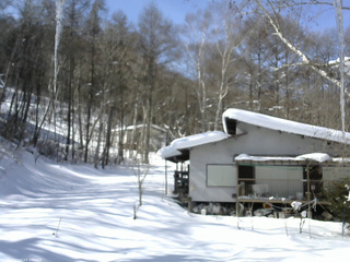 長野県菅平高原 ゆたか山荘 西側(坂上) 2026/02/10 11:45