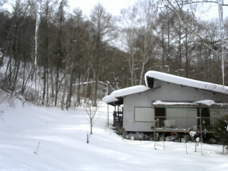 長野県菅平高原 ゆたか山荘 西側(坂上) 2026/02/10 13:00