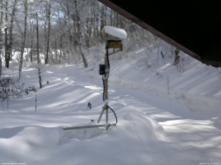 長野県菅平高原 ゆたか山荘 南側 2026/02/12 12:00